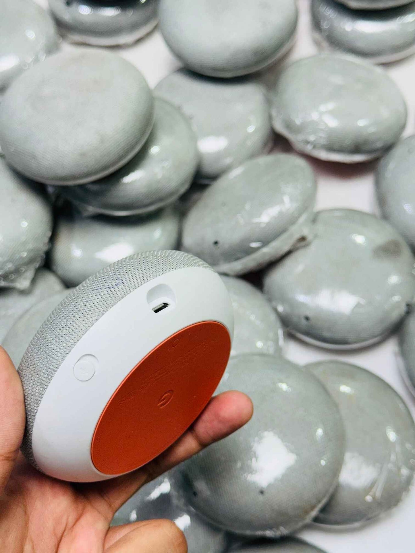 Google Home Mini Smart Speaker (1st Gen)